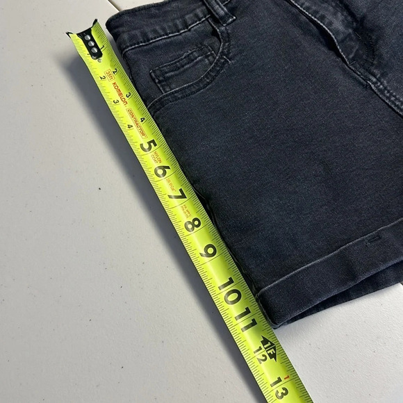 Moussy high rise denim cuff black shorts size small - Picture 7 of 12